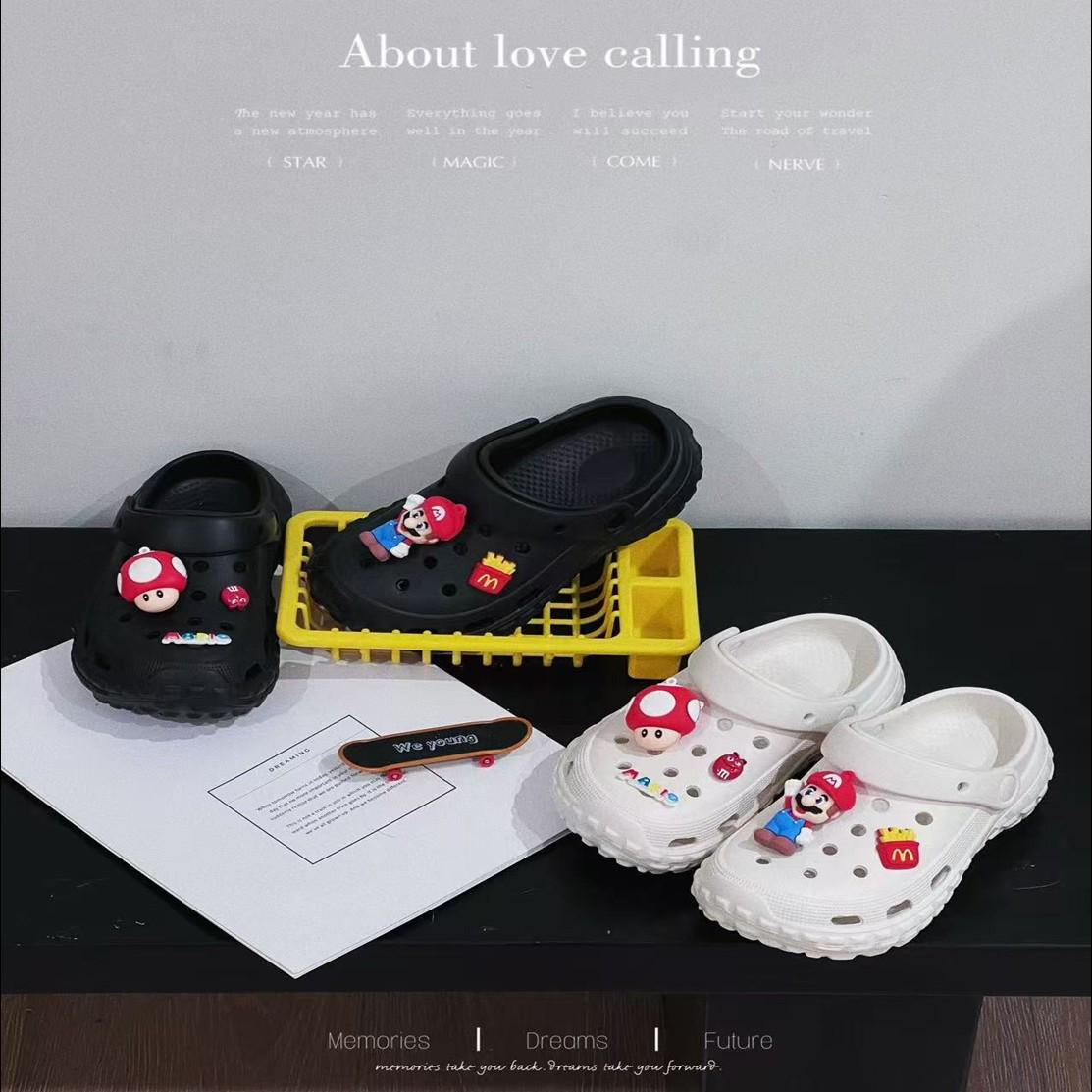 

Детские мультяшные пляжные шлепанцы 2025 – Модные легкие клоги для мальчиков и девочек 28 чёрный