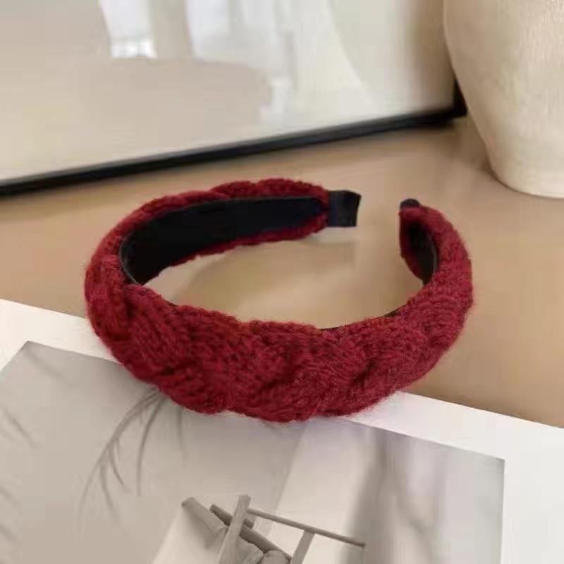 Women's Retro Korean Christmas Headband: High-End Autumn/Winter Hair Jewelry & Versatile Accessory