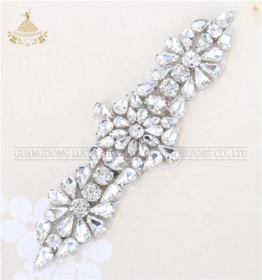 Appliques à Strass en Cristal au Design Tendance pour Robe de Mariée