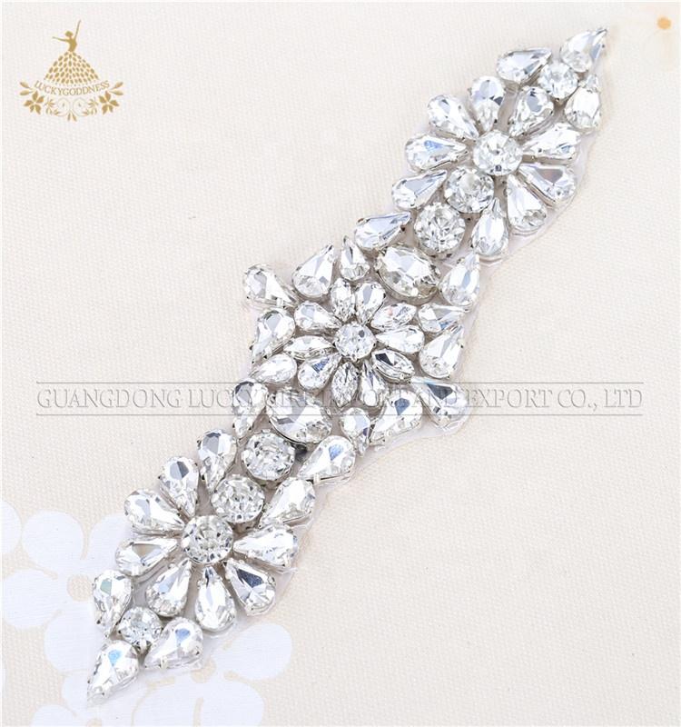 Fashionable Design Crystal Rhinestone Appliques for Wedding Dress