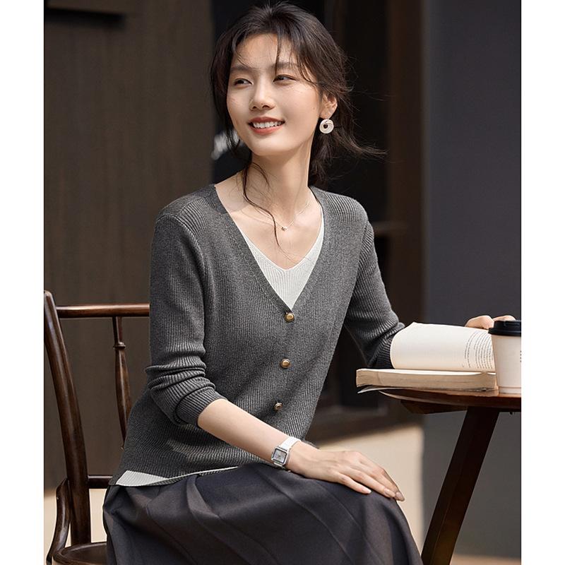 Contrasting Stitching Fake Two-piece Knitted Cardigan for Autumn and Winter Women's Loose and Versatile Slim Long-sleeved Top