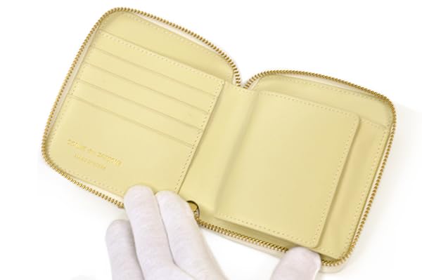 des Round zipper bifold wallet leather EMBOSSED ecg23s010 SA210E WHITE [COMME GARÇONS] Off-white