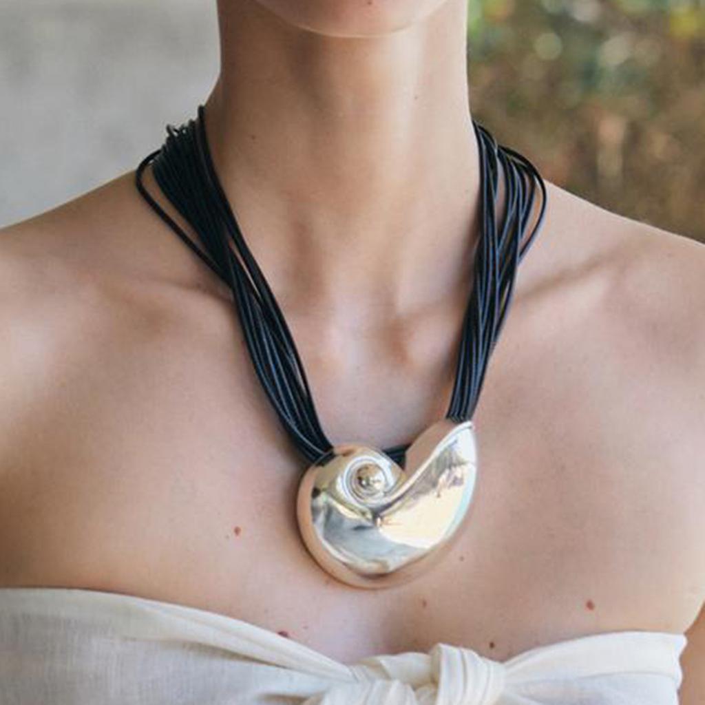 Tooxika Glossy Conch Pendant Necklace Trendy Exaggerated Geometric Waxed Wire Ocean Style Necklace