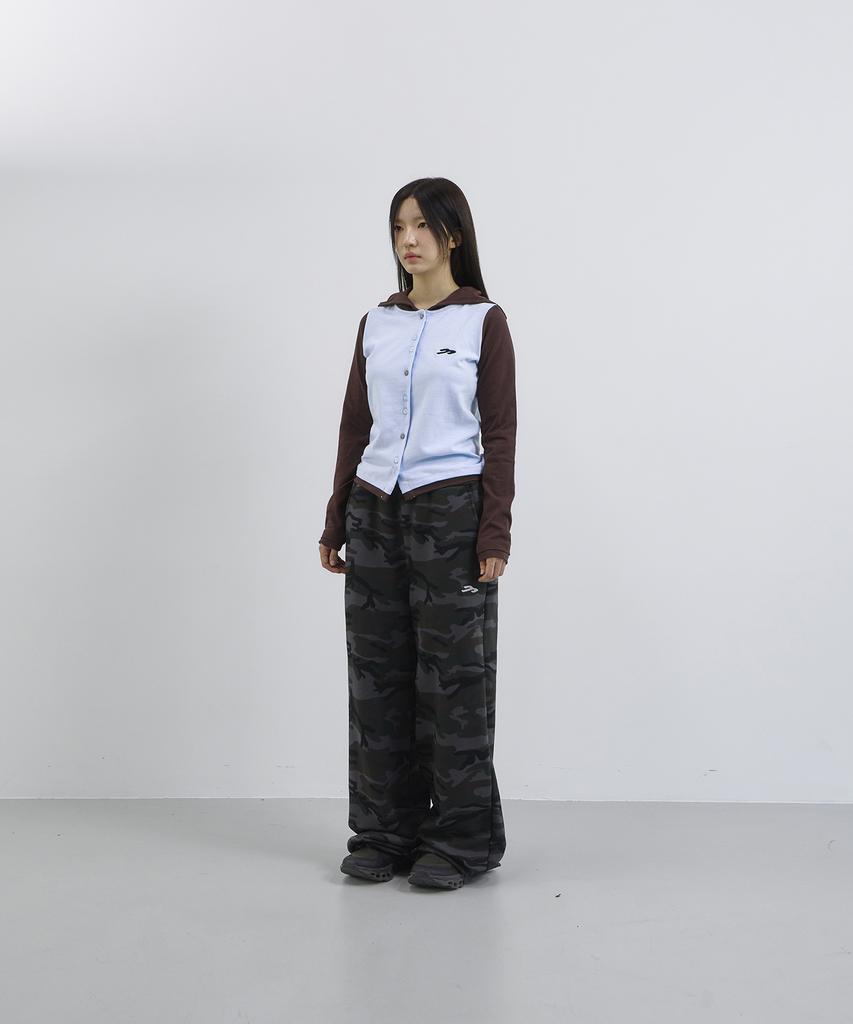 Tansanmageunesyum Studded Sweatpants (Camo Charcoal)