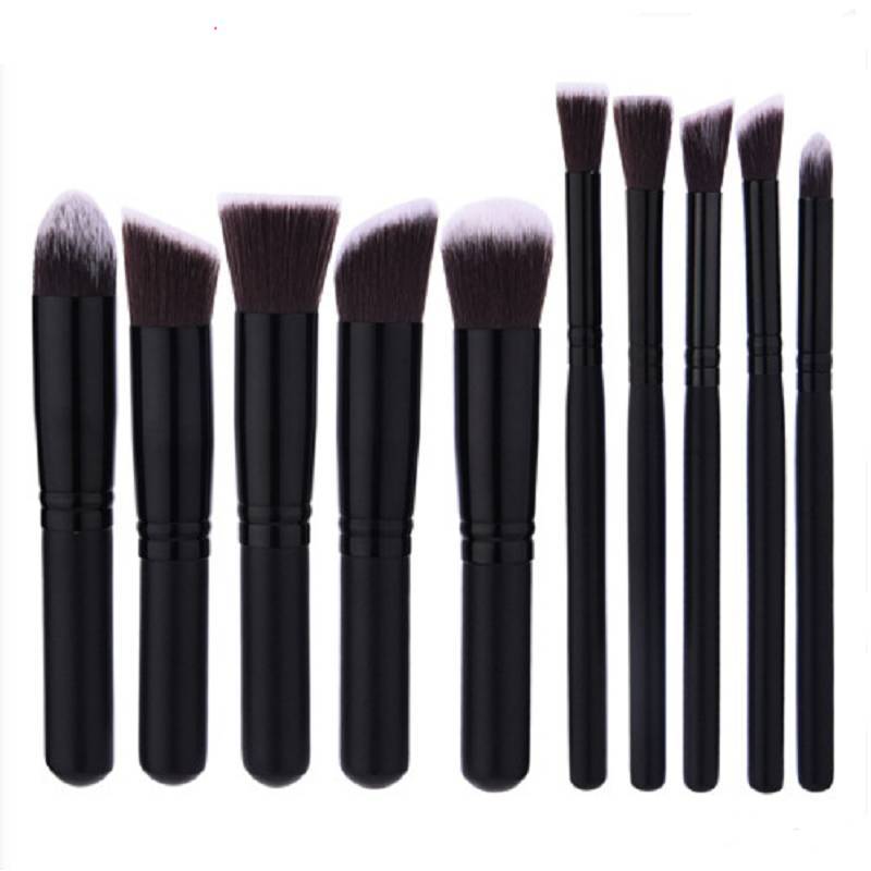 Makeup Brush Set With Handles For Face And Eye Makeup Artists