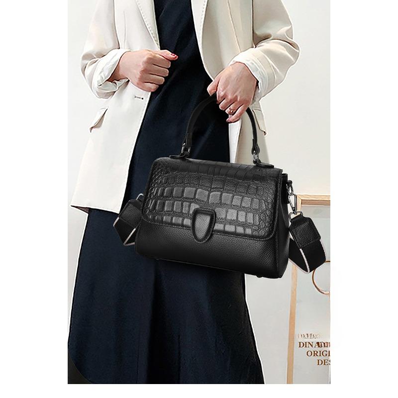 Women's Bag New Fashionable Light Luxury One-shoulder Crossbody Autumn and Winter Head Layer Cowhide Bag for Women