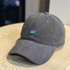 Simple letter W embroidery baseball cap unisex spring and summer breathable sunshade cap showing face small versatile wide brim