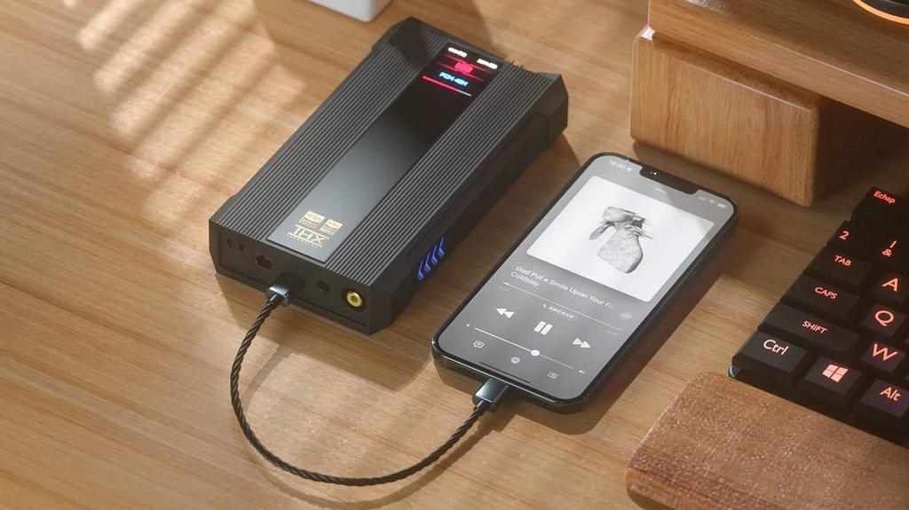 FiiO Q7 Japanese Headphone Amplifier with Dual THX DAC and M17 [Official Retailer] AAA-788+