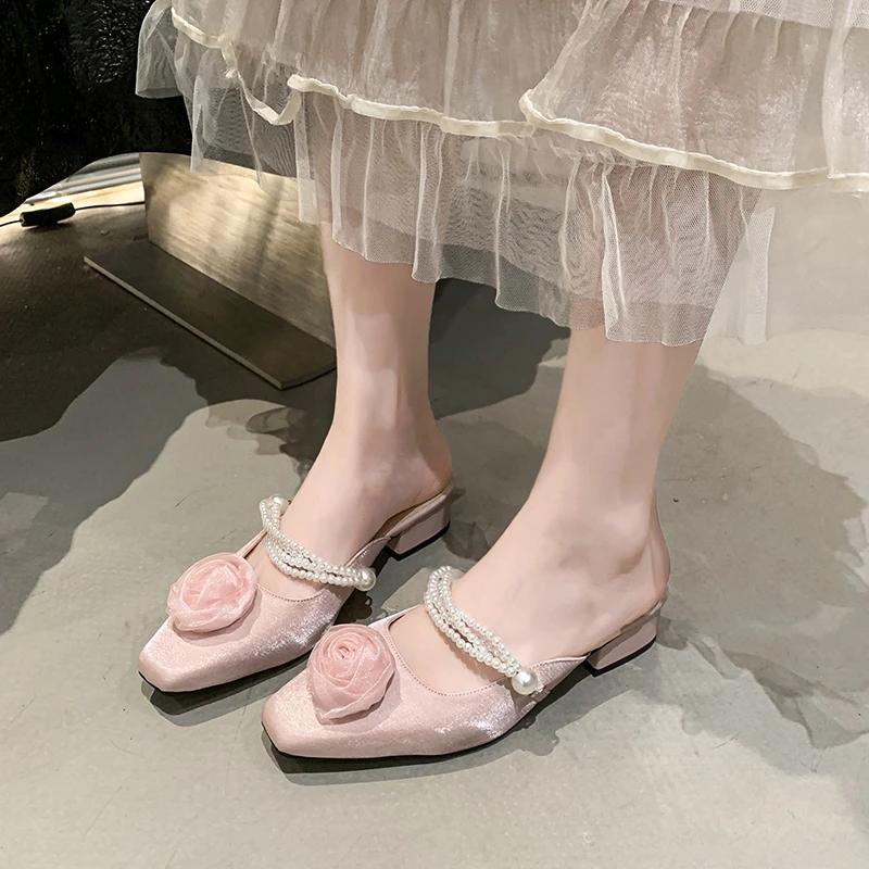 Fashion Spring and Summer New Pearl Rose Block Heel Delicate with Skirt New Chinese Baotou Going Out Half Slippers Women