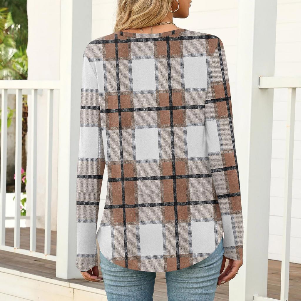Women's Casual And Fashionable T,shirt With Plaid And Striped Print, Round Neck And Long Sleeves.