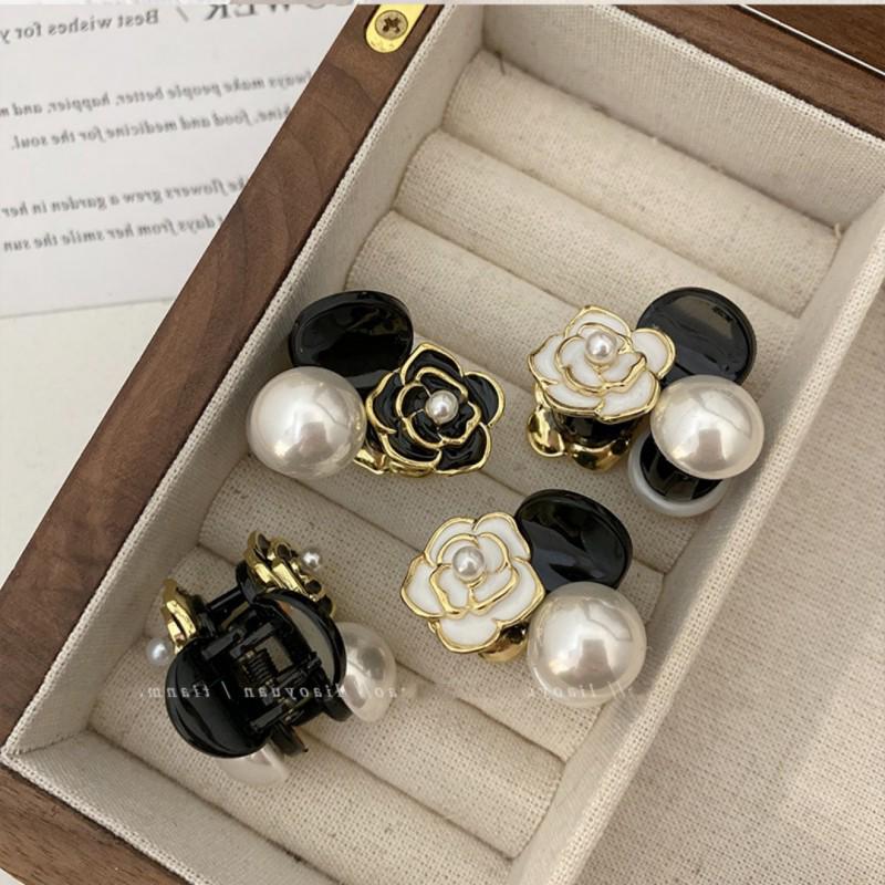 Wind Liu Yifei Style Camellia Princess Pearl Hair Claw Clip