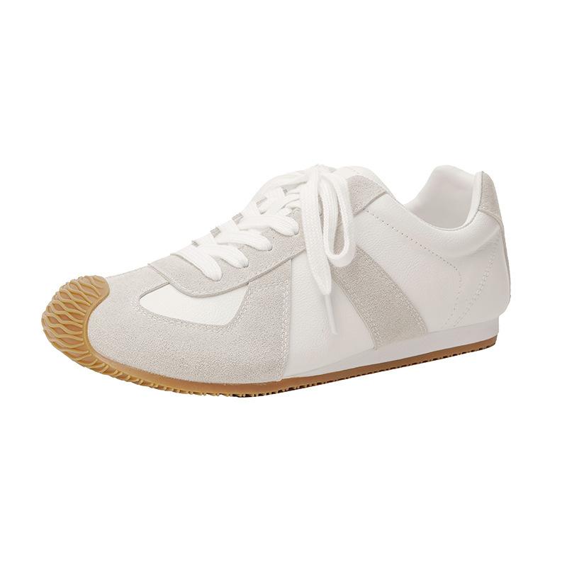 

Soft sole breathable German training shoes round head niche flat white shoes color matching Internet celebrity versatile retro sports and leisure sho 34