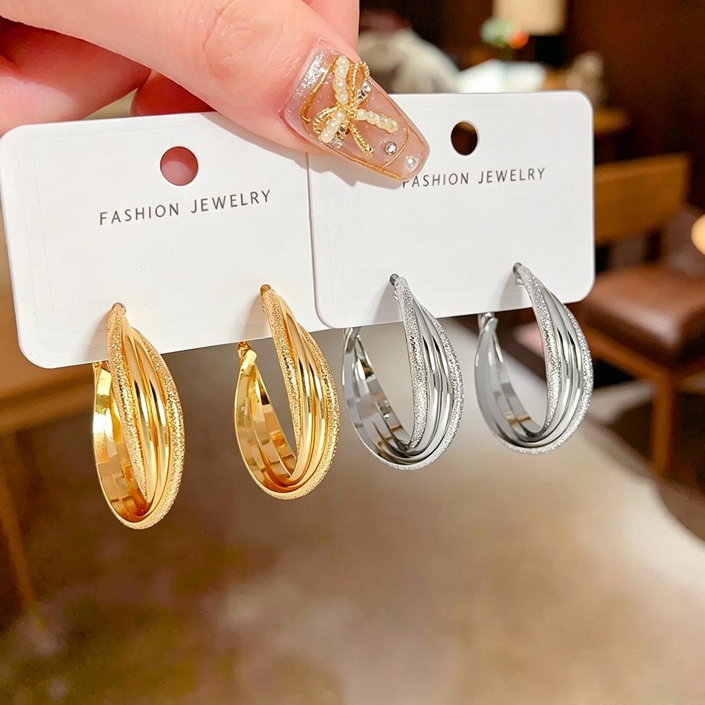 European & American Fashion Multi-layer Cross Earrings - Elegant, Light, High-end Design for Women
