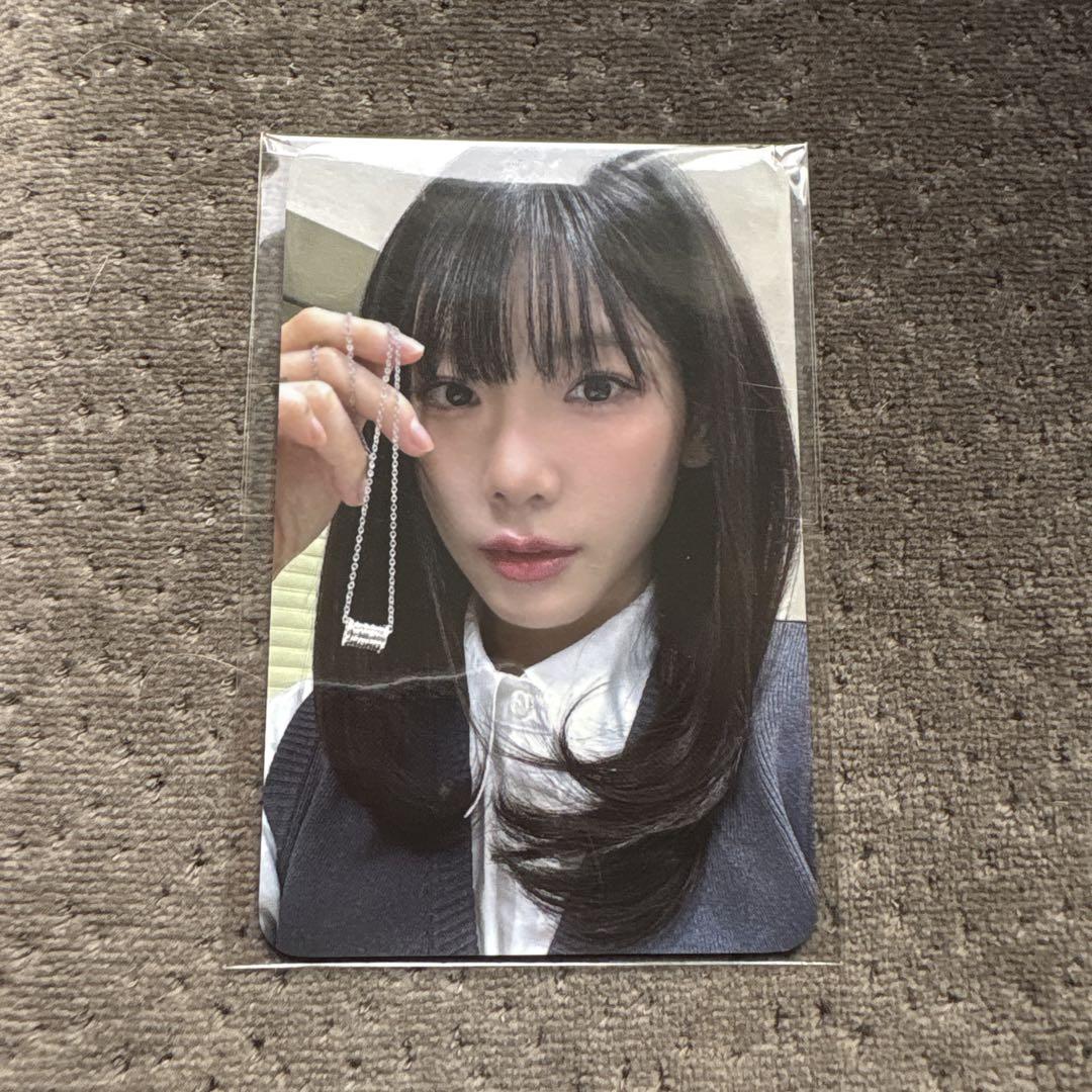 

[USED] Girls Generation Taeyeon BIRTHDAY MINI CAKE HOLDER Trading Card Only