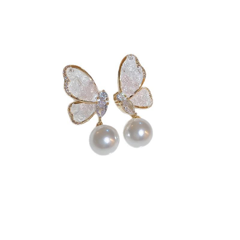 Elegant Pearl Butterfly Stud Earrings for Women - High-End Rhinestone Dangle Design