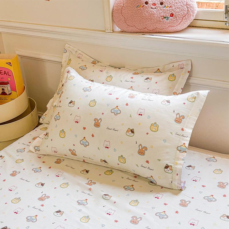 100% Cotton Floral Pillowcases Set of 2 Garden Floral Printed Pillow Cover with Envelope Closure Wrinkle Fade Resistant Hotel Quality Pillow Protector