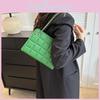 Stylish Korean Vintage Chain Crossbody Bag In Solid Colors For Trendy Summer Outfits
