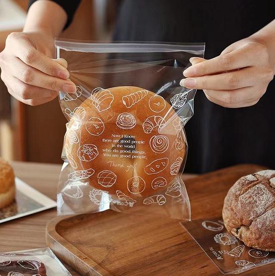 Transparent Self-Adhesive Bags for Bread, Donuts, Bagels & More - Disposable & Ideal for Food Storage