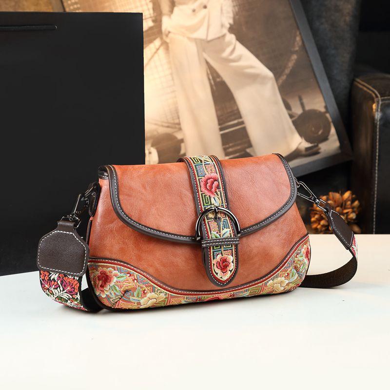 2025 New Genuine Leather Flowers Women Bag Luxury Fashion Small Saddle Bag Girls Embroidered Handbags Shoulder Crossbody Bags