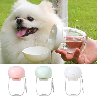 Garrafa de água para animais de estimação dobrável, desbloqueio com um botão, fácil de usar, ideal para viagens, resistente ao calor