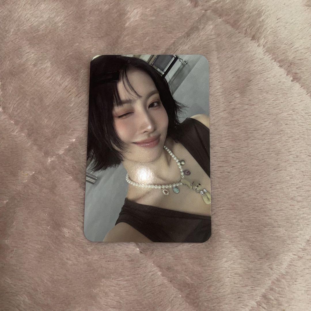 

[USED] TWICE Momo THIS IS FOR MUSICKOREA Digipack