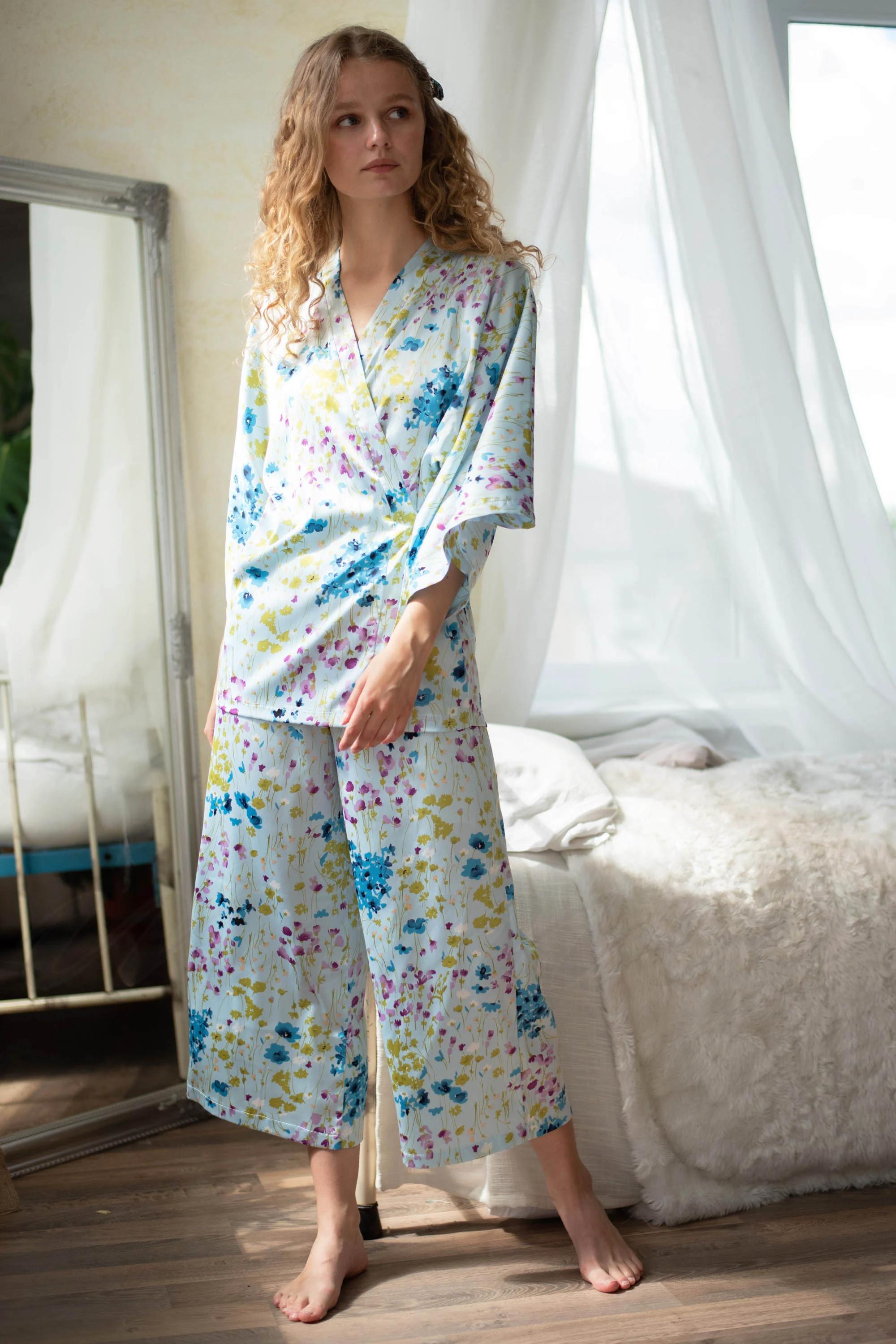 

комплект: халат та штани Silence (63253) 48(XL) різнокольорові кольору