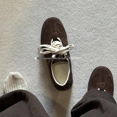 Herren Retro Wildleder Skateschuhe - Deutscher Trainer, Britischer Stil, Inspiriert von Forrest Gump, Runde Zehenpartie Derby.