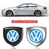 1 stk 3D Metall Auto Dørskjold Emblem Bil Karosserimerke Klistremerke For Volkswagen Tiguan Golf-4 5 6 7 MK6 B5 B6 B7 Jetta Lavida Polo Tiguan Passat