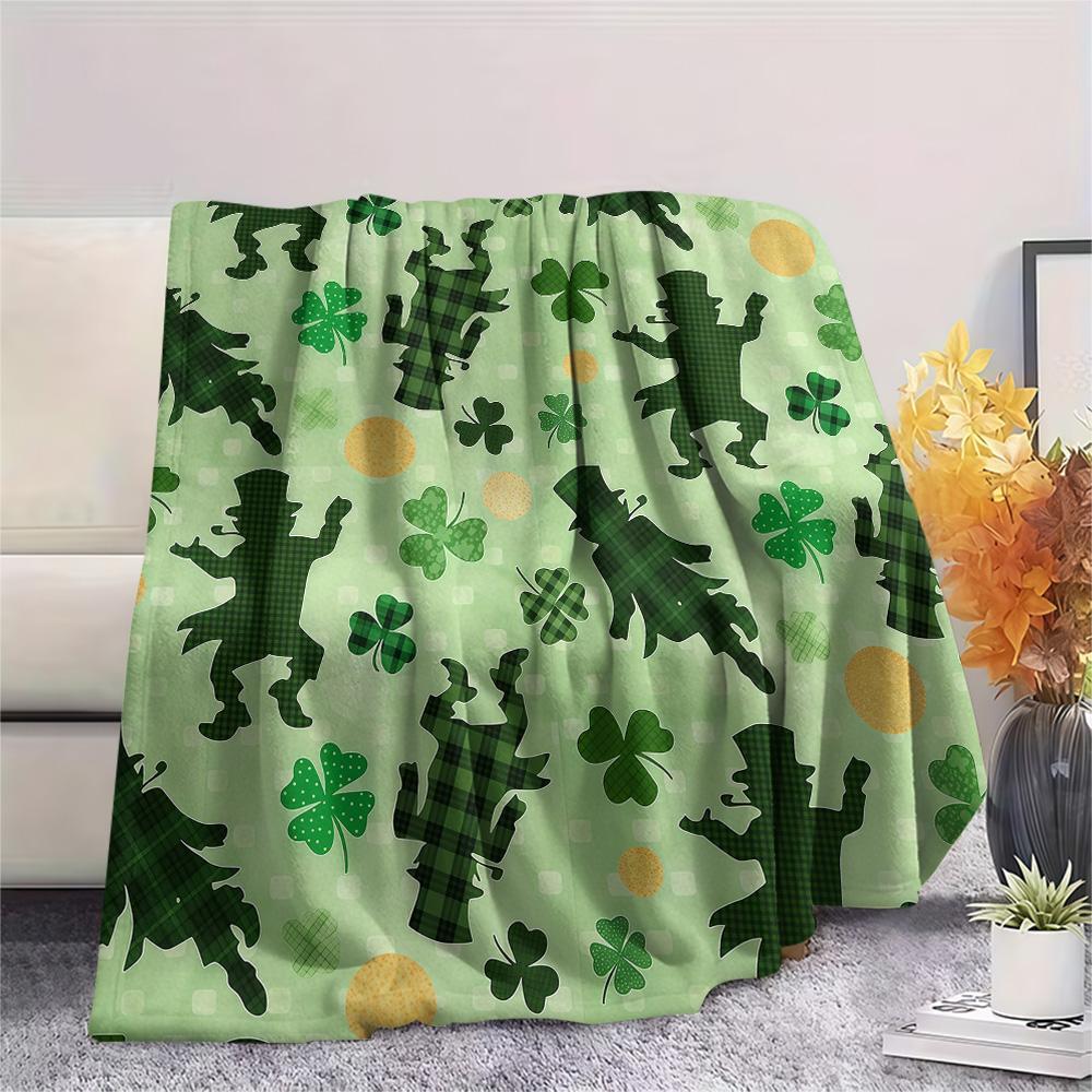 1PC Clover Print FlAannel Blanket, High quality Comfortable for All Seasons, Home Decor, Warmth and Comfort
