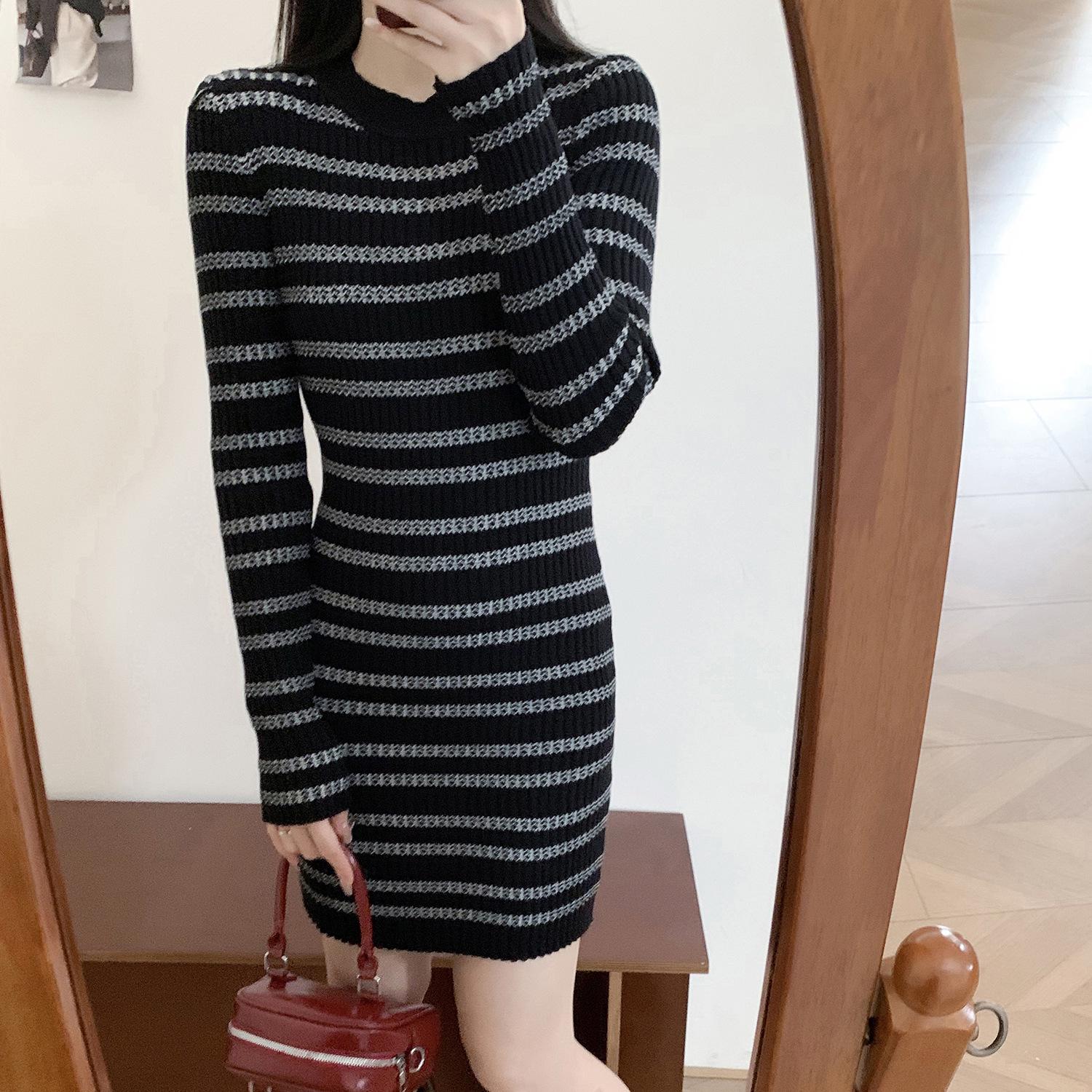

2025 Autumn French Retro Striped Slimming Dress for Women - Versatile Base Layer Large чорний