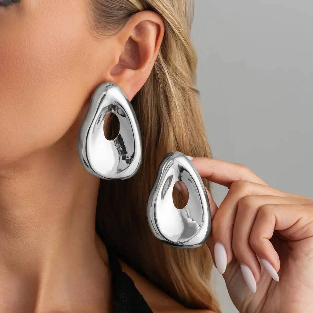 Salircon Exaggerated Irregular Teardrop Shape Metal Stud Earring for Women Creative Hollowout Piercing Ear Accessories Jewelry