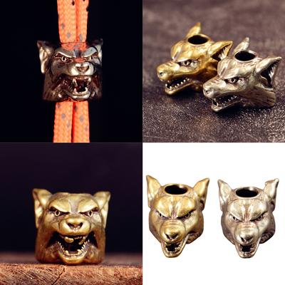 Ciondolo Paracord Testa di Lupo in Ottone per Appassionati di Outdoor Gioielli Accessori Portachiavi Fascino Ornamento da Appendere allo Zaino