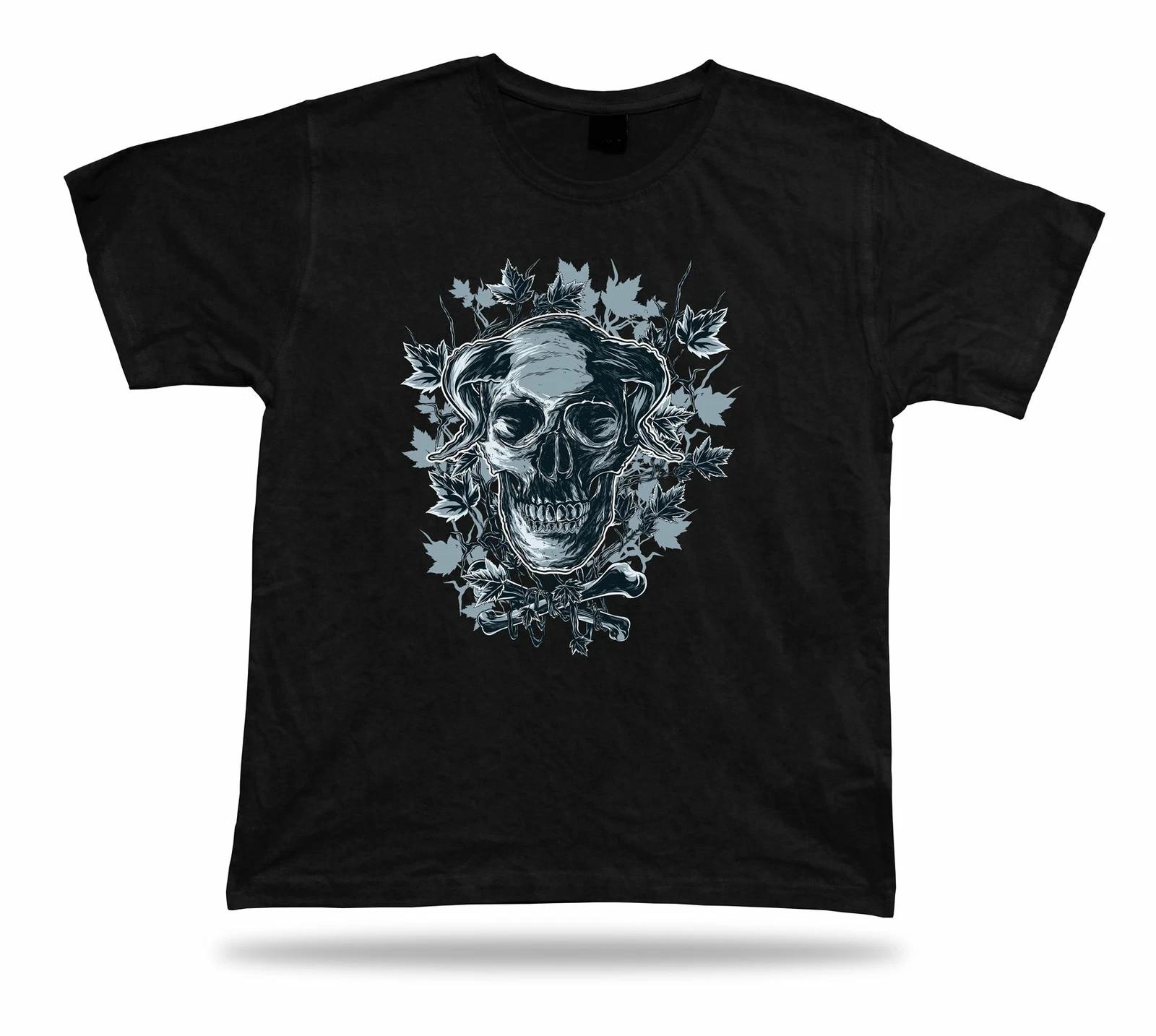 Tshirt Tee Shirt Birthday Gift Idea Horned Skull Demon Spooky Evil Gothic Retro S