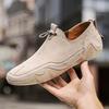 Herren-Turnschuhe, lässige Slip-On-Loafer, helle Outdoor-Wohnungen, Herbst-Echtes-Leder-Schuhe, bequeme einfarbige Herren-Turnschuhe