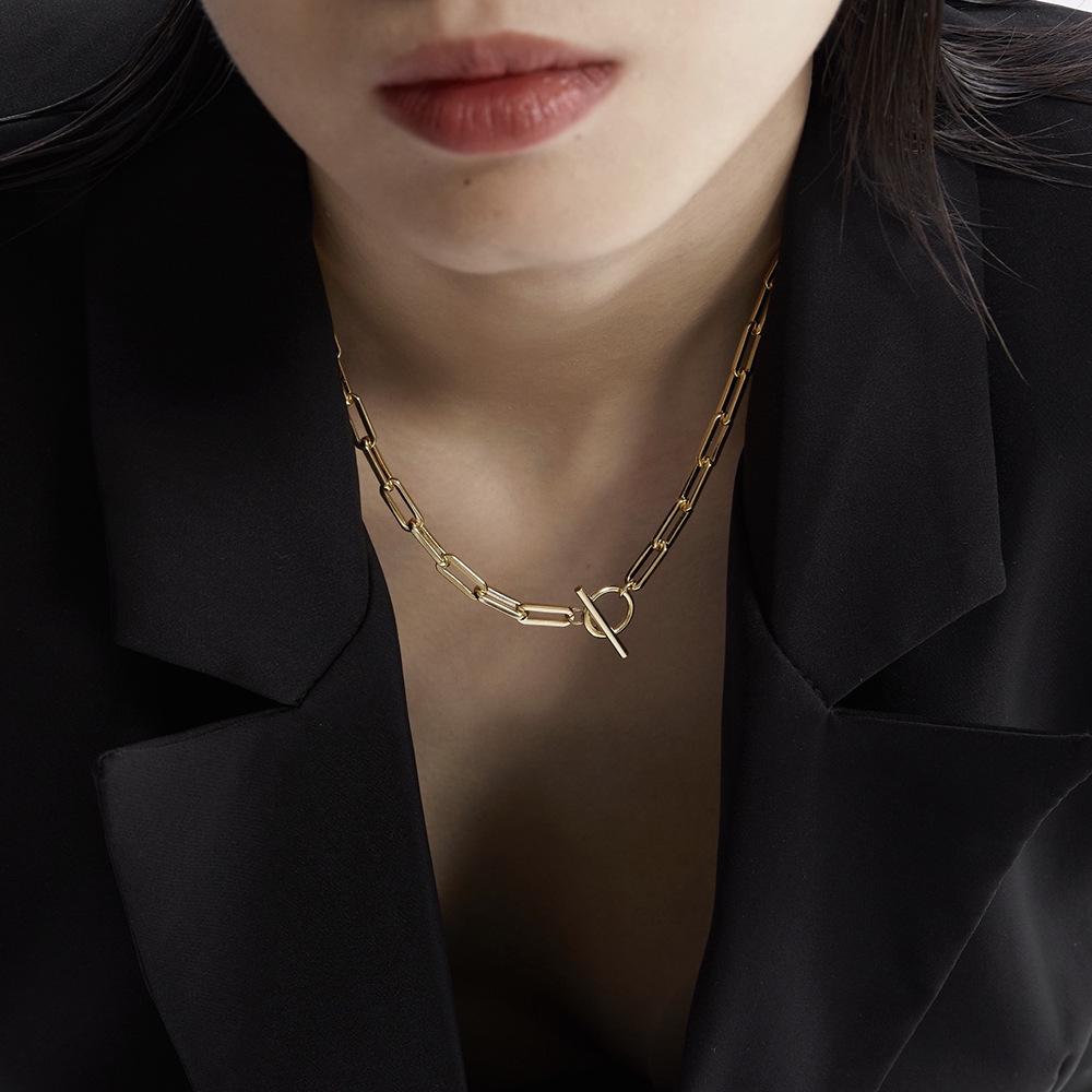Gold OT Buckle Stainless Steel Necklace - High-End Niche Fashion Design, New European & American Trend, Light Luxury Style.