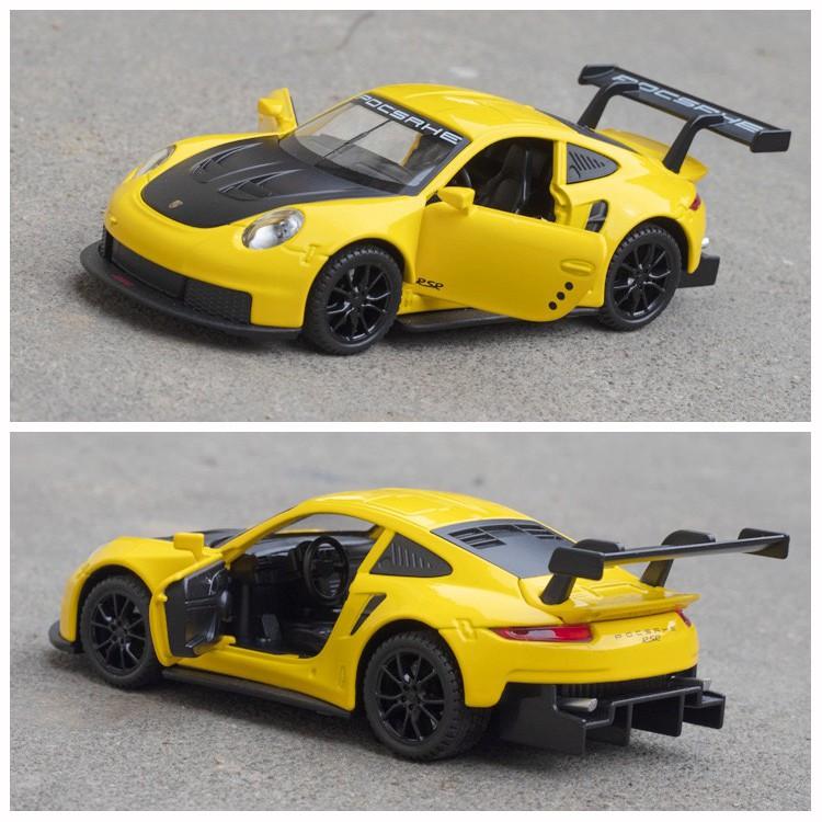 RUM1:32 Scale 911 RSR Alloy Car Model Light & Sound effect Die Cast Car Model Toys for Boys Toys for Kids Gift for Boys Car for Boys Collection Car