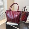 Fashion Large Capacity Rivets Solid PU Design Tote Bags for Women 2026 New Stylish Versatile Popular Commute Style Shoulder Bags