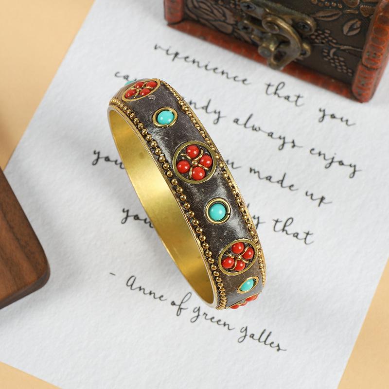 Tibetan Nepalese Retro Brass Bracelet Inlaid Turquoise Xizang Handmade Bracelet Bracelet Men's and Women's Accessories