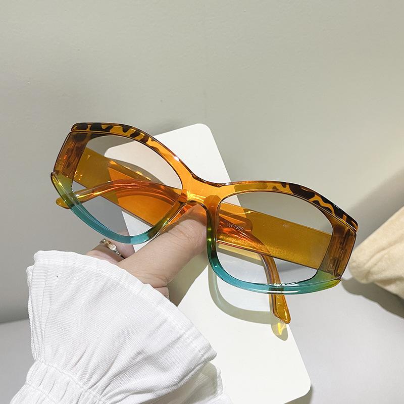 New Fashion Sunglasses Women Shaped Large Frame Decorative Sun Glasses Men Colorful Trendy Full Frame Sungnies Uv400