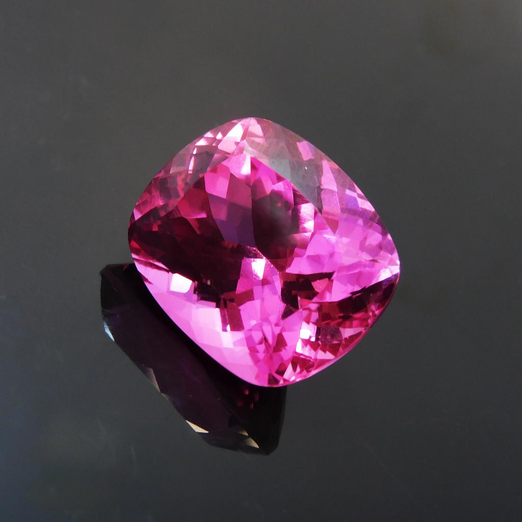 Natural Pink Sapphire Loose Gemstone Cushion Cut 33.75 ct September Birthstone for Gem Collections