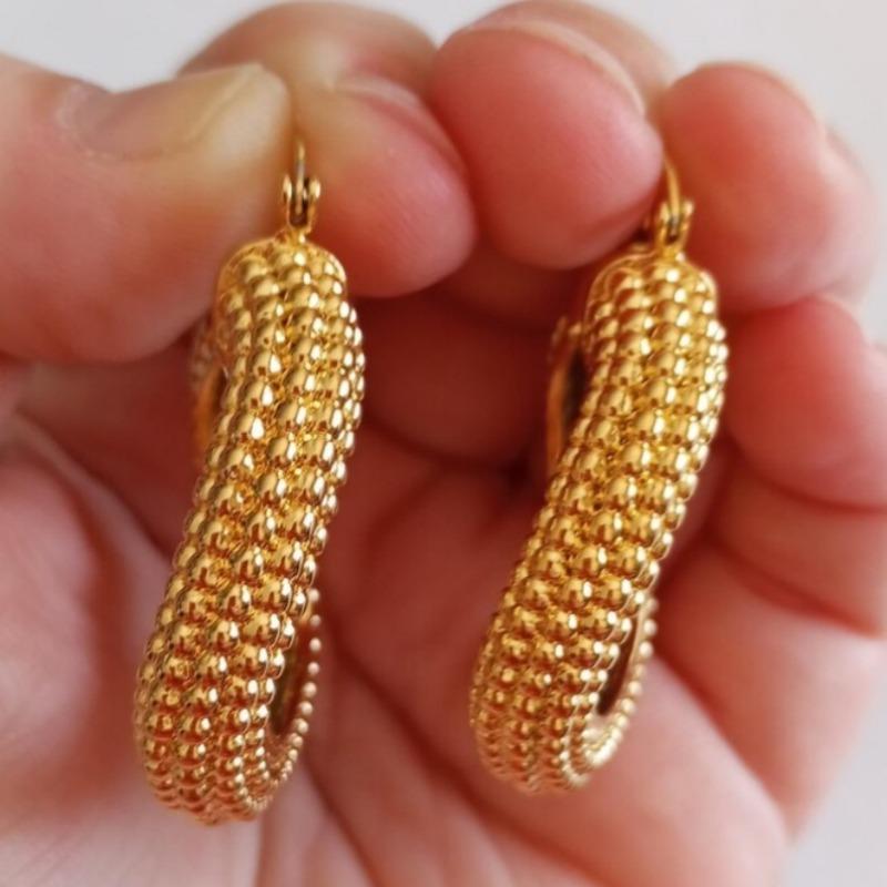 Kreative Gewebte Textur Vergoldete Creolen für Damen Elegantes Bankett Perfekte Schmuckaccessoires Tragegeschenke