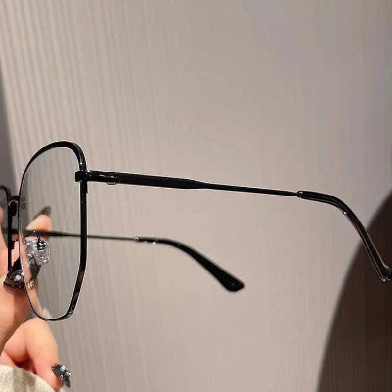 Extra Large Quadrilateral Metal Frame Glasses Women Anti Blue Light Clear Flat Eyewear Fashion Trendy Accessories