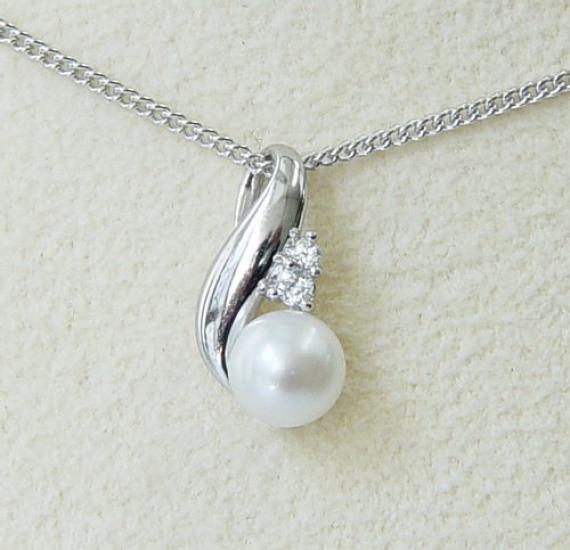 [Your and My Jewelry Box] SV Akoya Japanese Pearl Pendant - Approx. 6.0mm up [June Birthstone] Made in Japan [Gift Wrapped]