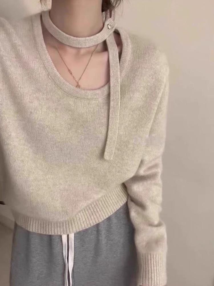 Round Neck Women's Sexy Loose Wool Knit Halter Top with Ribbon Design