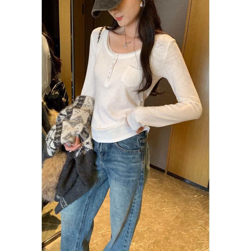 In Stock: Women's High-End White Long-Sleeve Base Layer T-Shirt for Autumn/Winter 2026