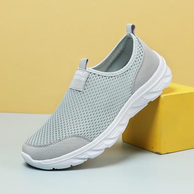 Chaussures de Mode Homme Maille Respirante Été Légères Randonnée Marche Chaussures Décontractées Mocassins Homme à Enfiler Taille 38-47