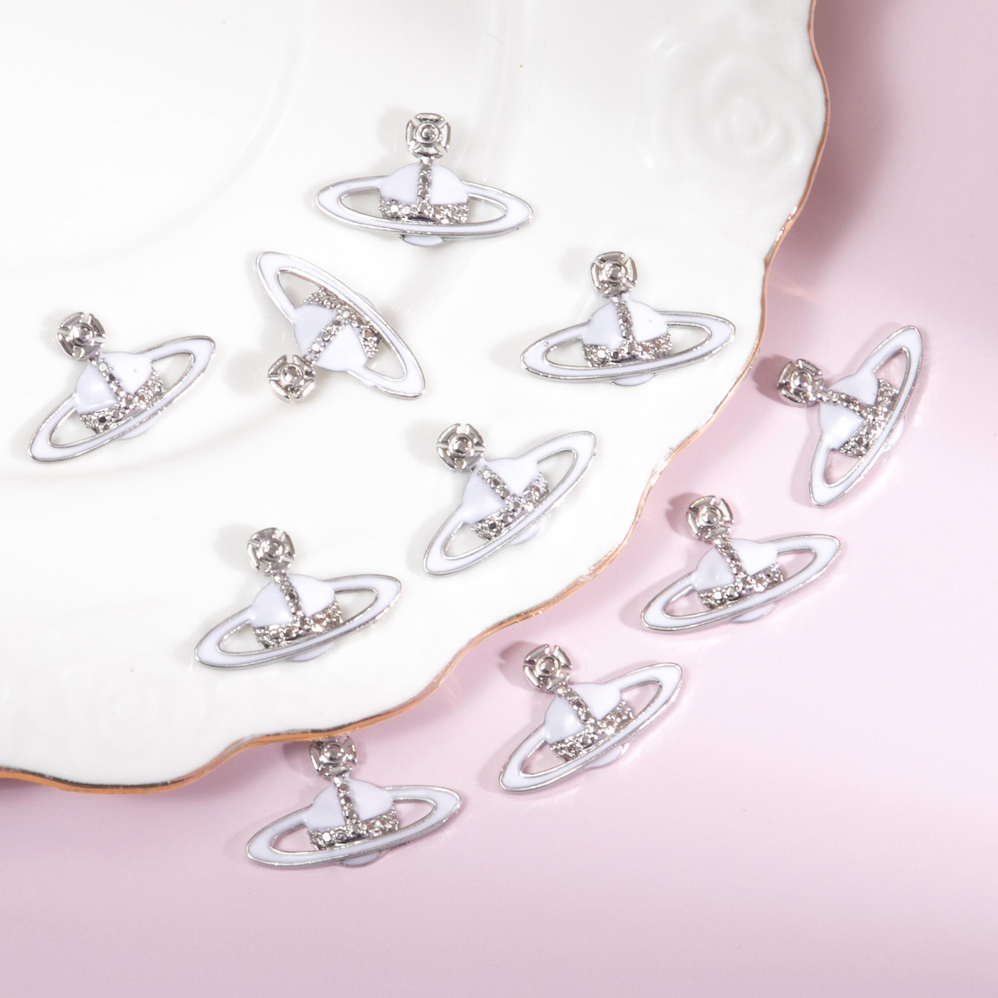 

Сплав для дизайна ногтей, 10 шт./компл., кольцо с крестом, планетой, звездой, сердцем, очаровательные аксессуары для маникюра для девочек-подростков, 3D украшения со стразами для ногтей 10pcs