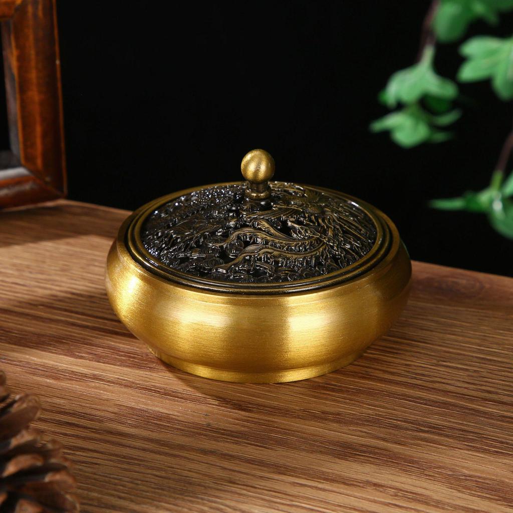 Retro Flat-Bottom Incense Burner for Coil, Sandalwood & Agarwood with Classical Golden Lotus Design, Home Décor & Ceremony Ornament