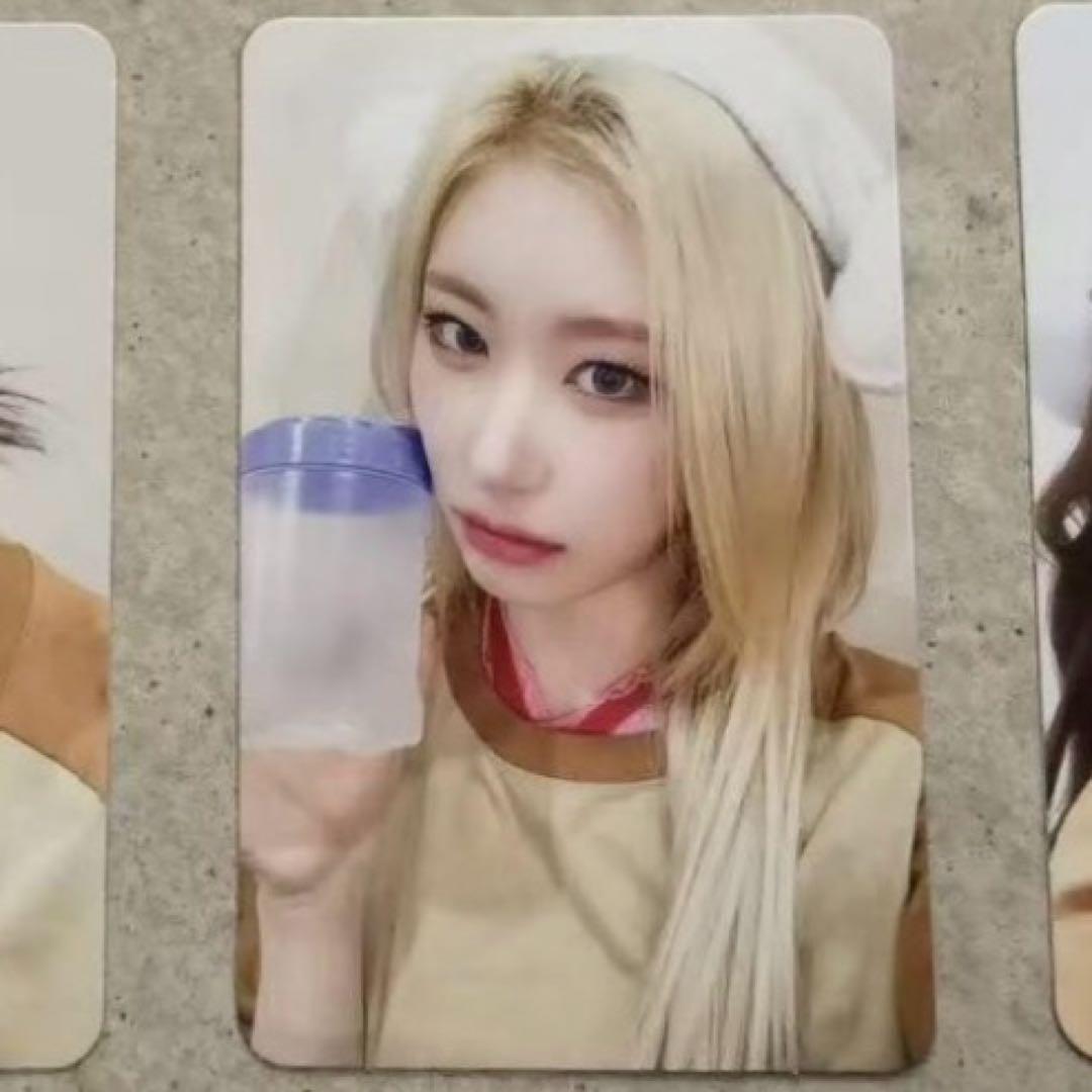 

[USED] itzy Chaeryun GOLD makestar limited edition sauna trading card