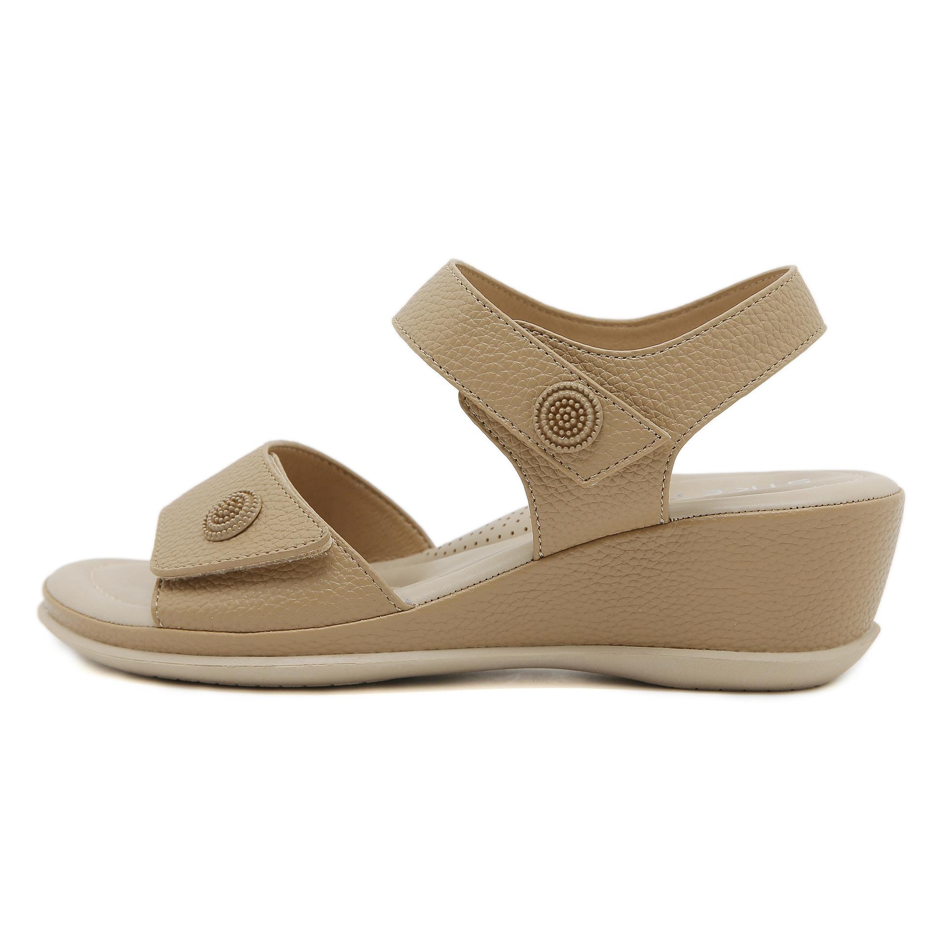 Женские сандалии Sadnals 2024 новые сандалии для отдыха на открытом воздухе с простым наклонным каблуком и пляжными пуговицами для женщин SKT 35 абрикосовый 2169₽